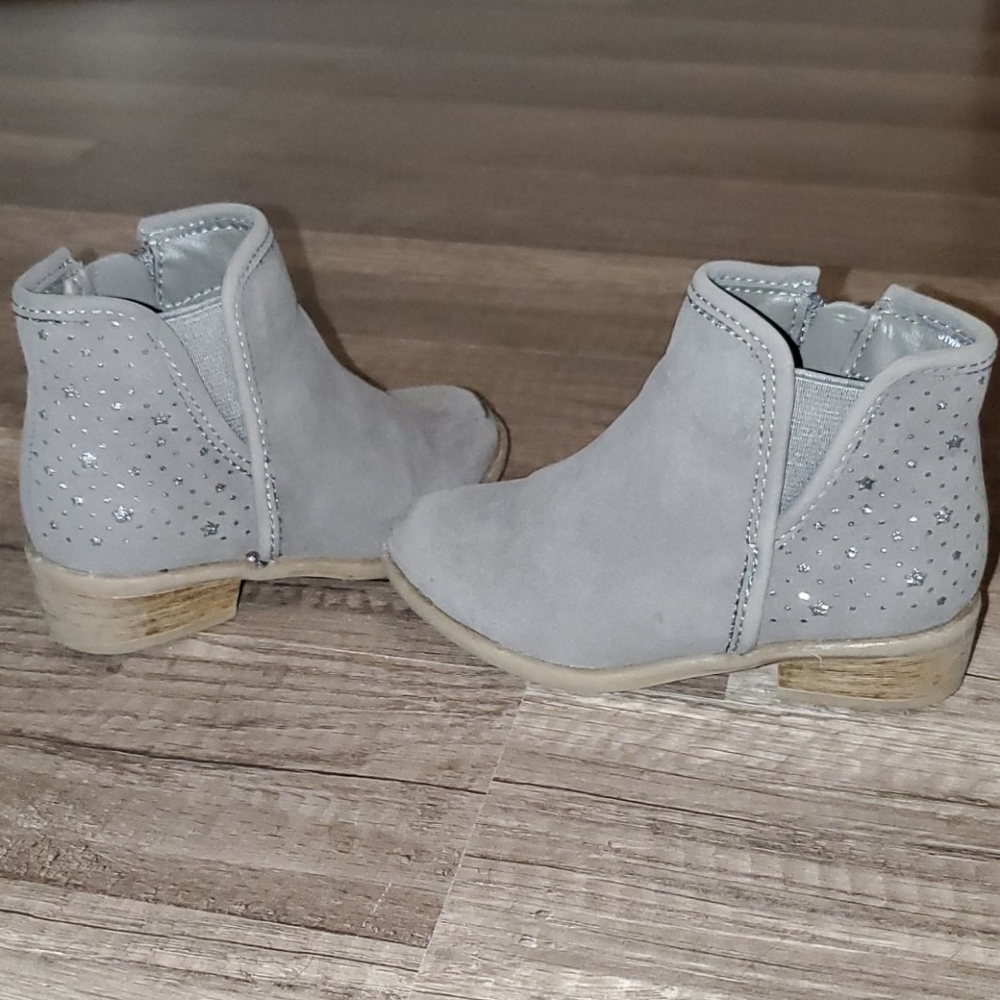 Toddler girl booties